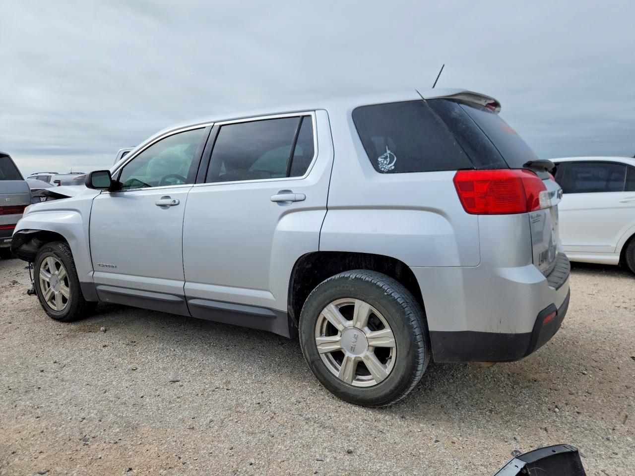 2015 GMC TERRAIN SL — снимка 2