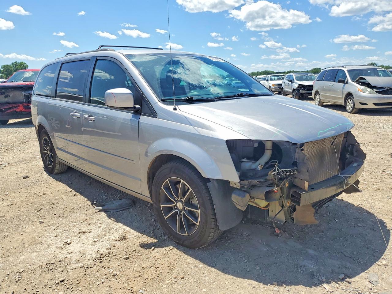 2017 DODGE GRAND CARAVAN GT — снимка 4