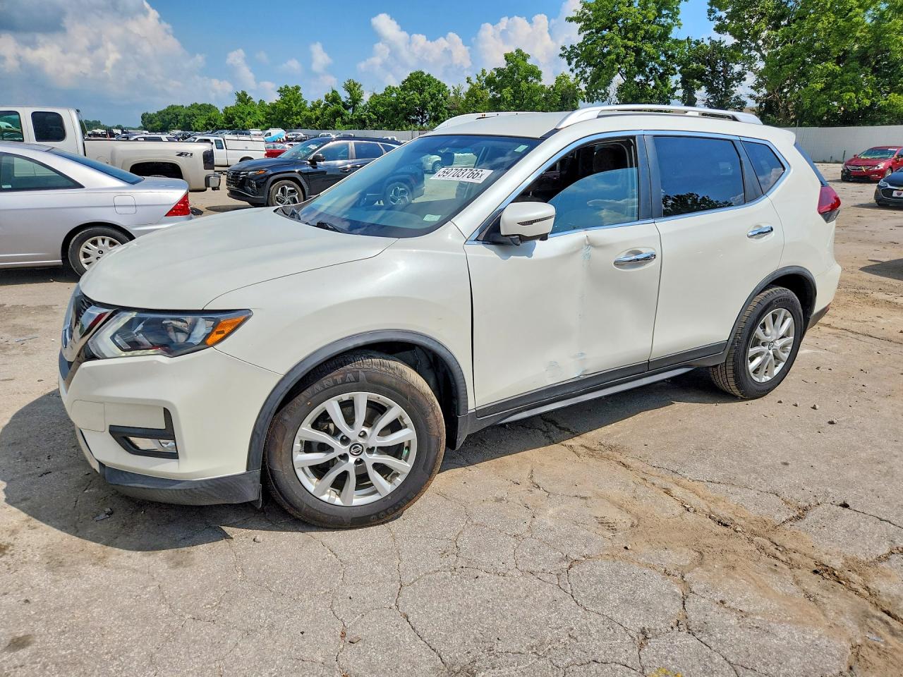 2018 NISSAN ROGUE SV