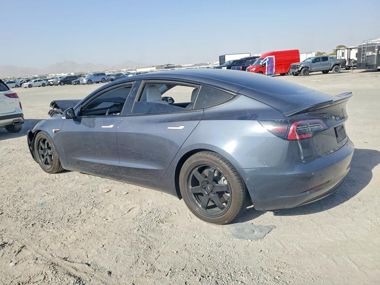 2022 TESLA MODEL 3 — снимка 2