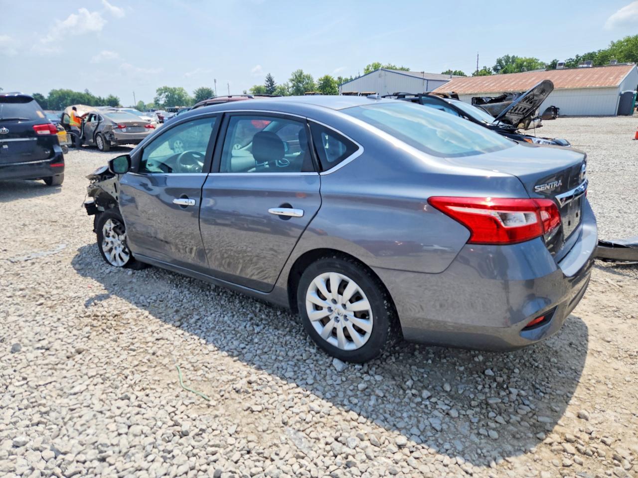 2016 NISSAN SENTRA SV — снимка 2