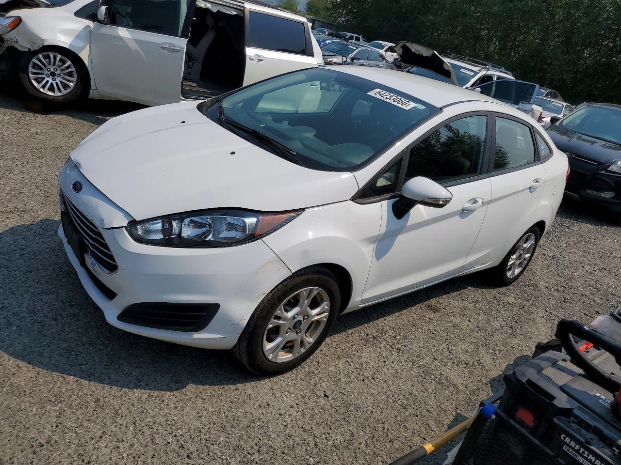 2015 FORD FIESTA SE