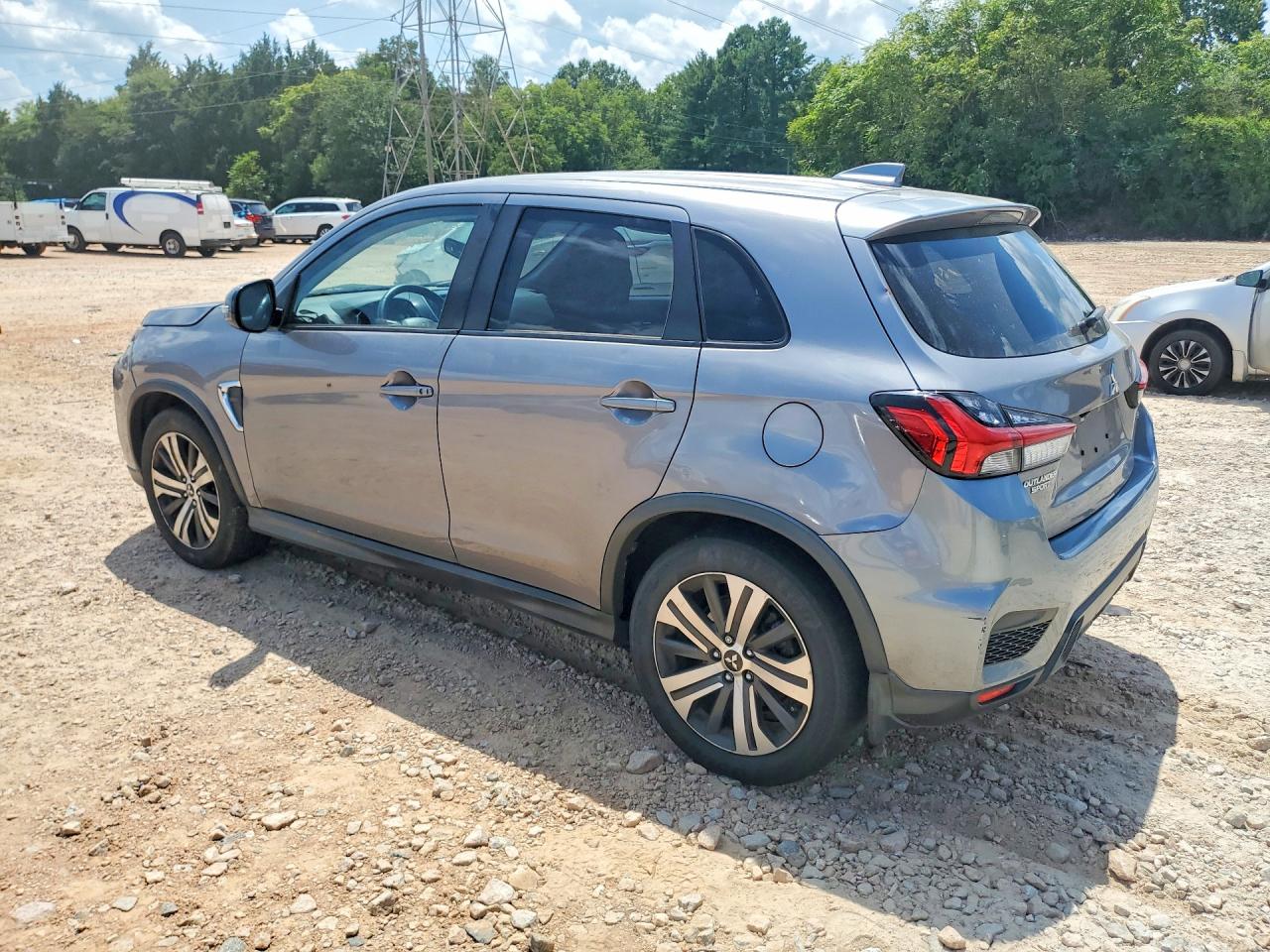 2020 MITSUBISHI OUTLANDER SPORT SE — снимка 2