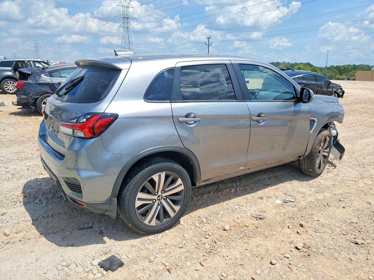 2020 MITSUBISHI OUTLANDER SPORT SE — снимка 3
