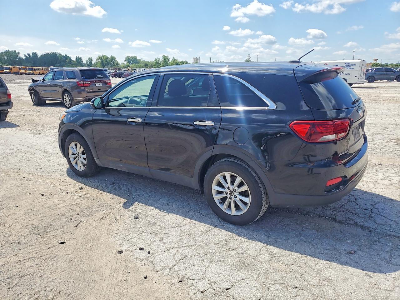 2019 KIA SORENTO LX V6 — снимка 2