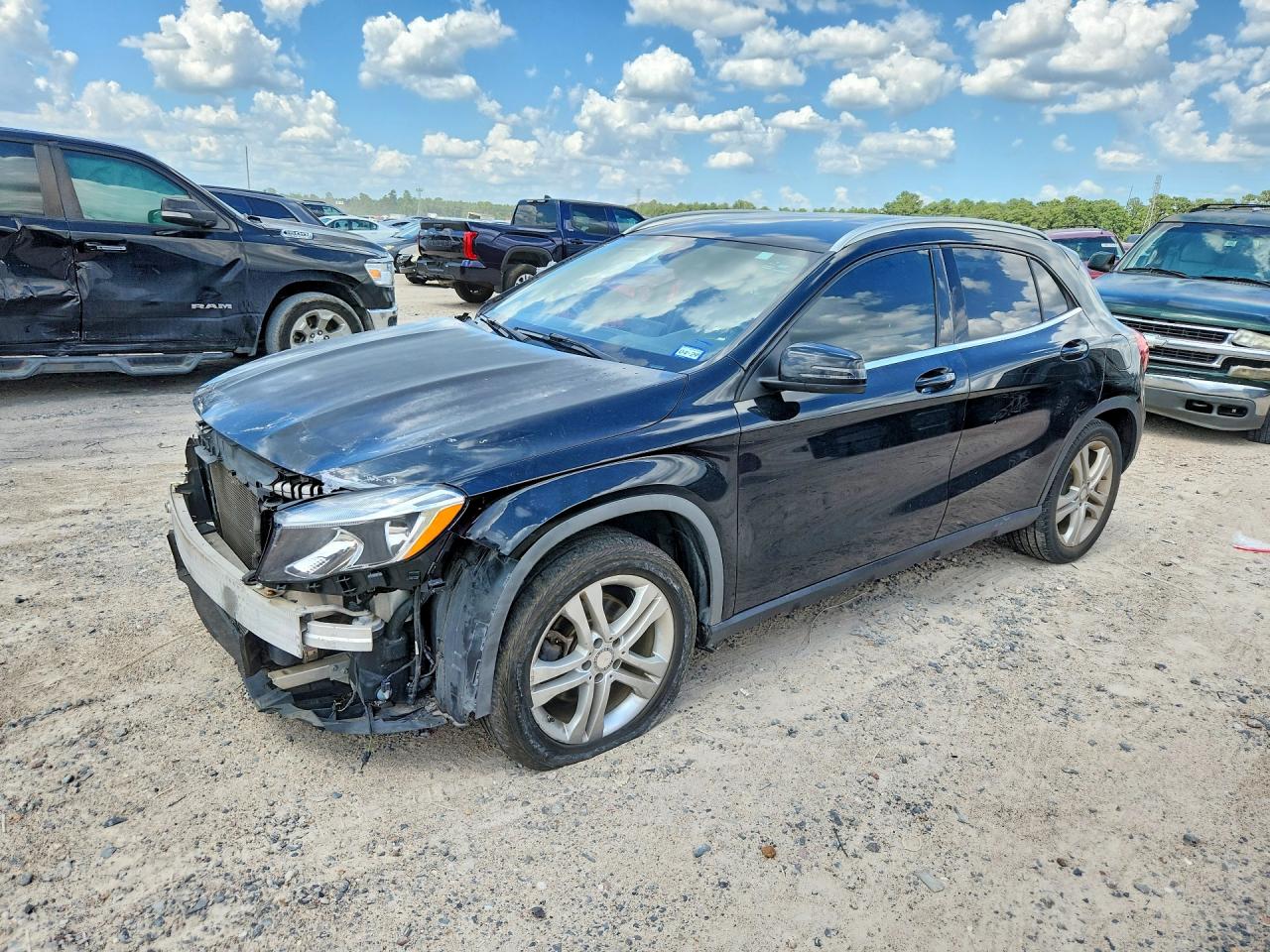 2015 MERCEDES-BENZ GLA 250 4MATIC