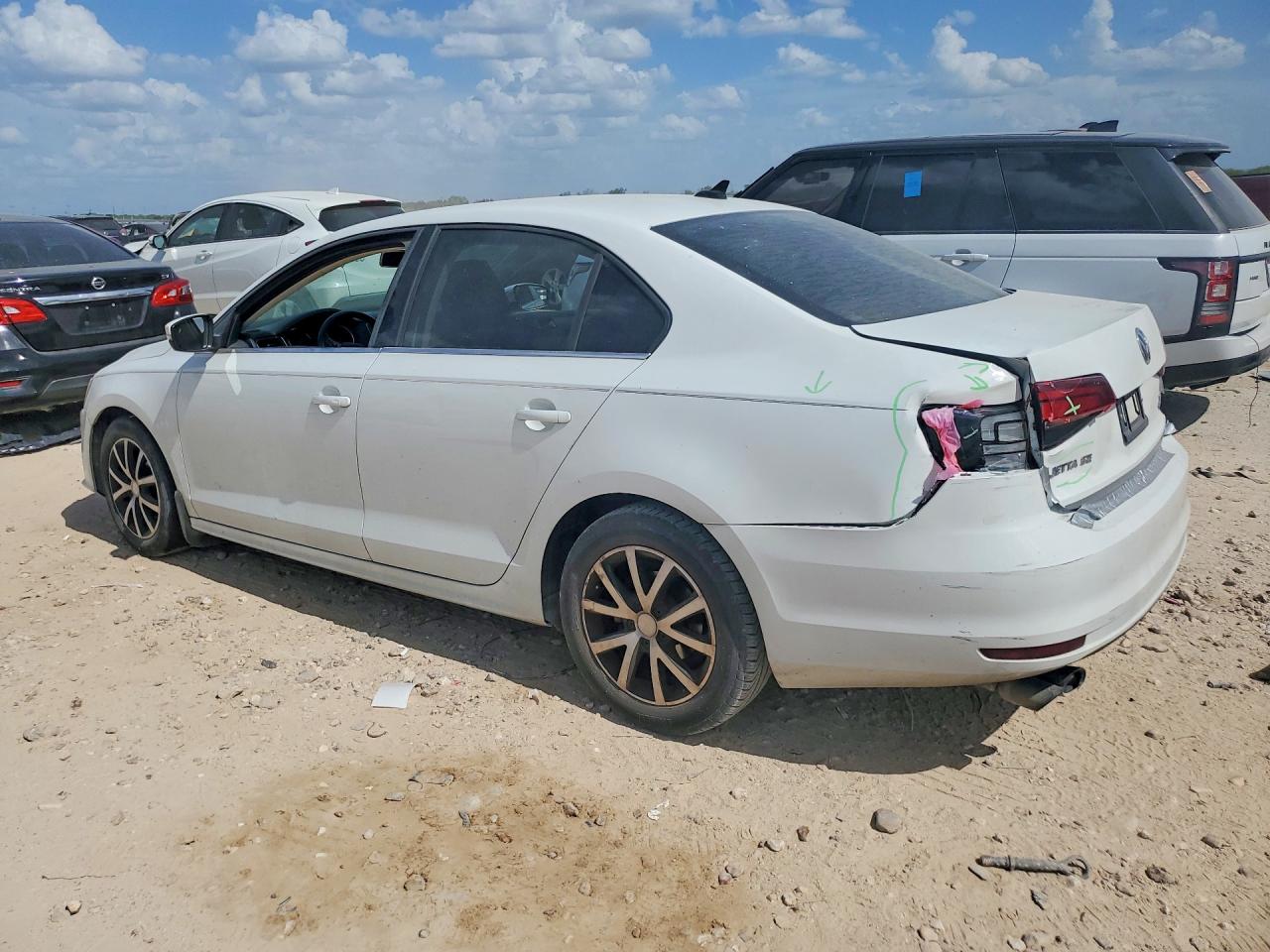 2017 VOLKSWAGEN JETTA SE — снимка 2