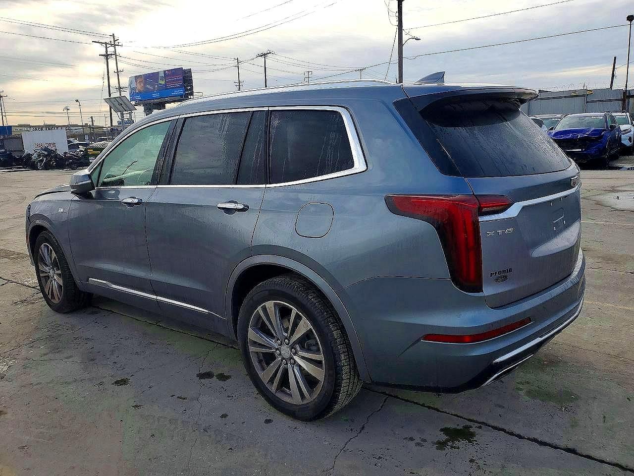 2022 CADILLAC XT6 PREMIUM LUXURY — снимка 2