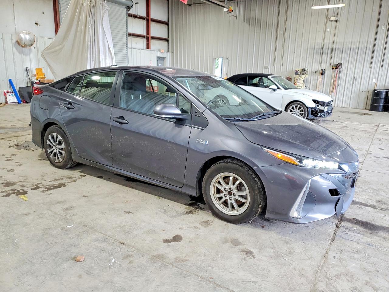 2022 TOYOTA PRIUS PRIME LE — снимка 4