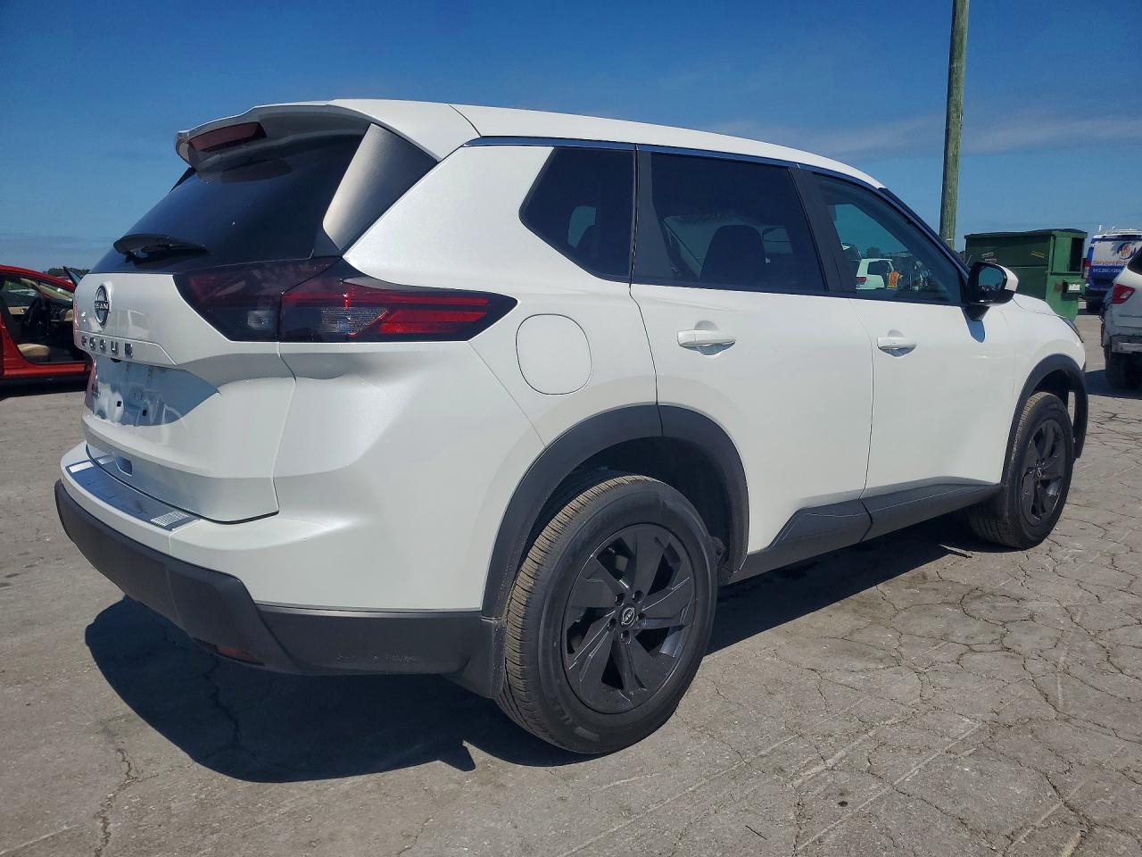 2026 NISSAN ROGUE SV — снимка 3