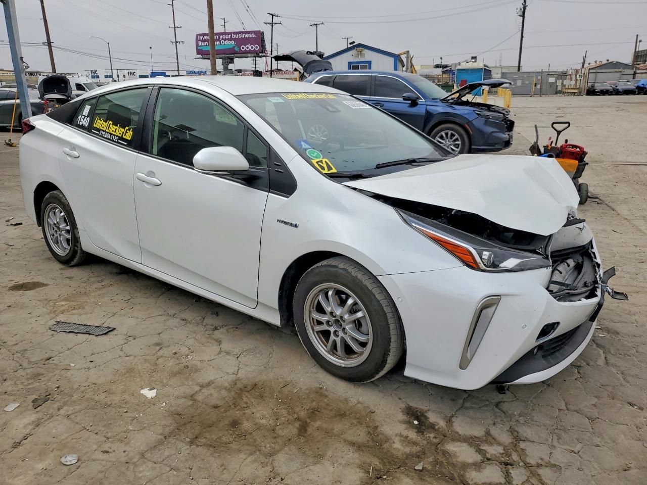 2021 TOYOTA PRIUS XLE AWD-E — снимка 4