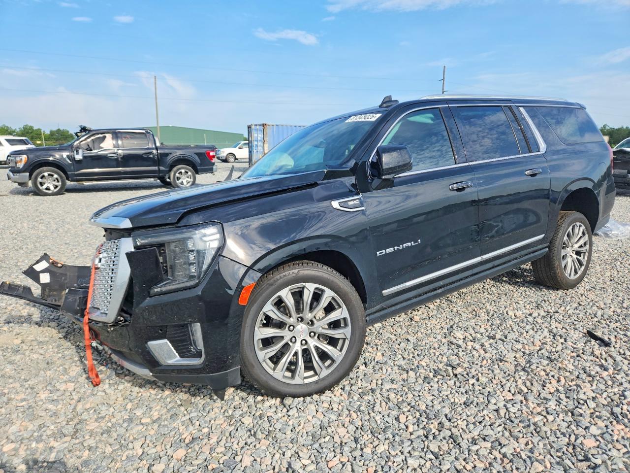 2022 GMC YUKON XL DENALI