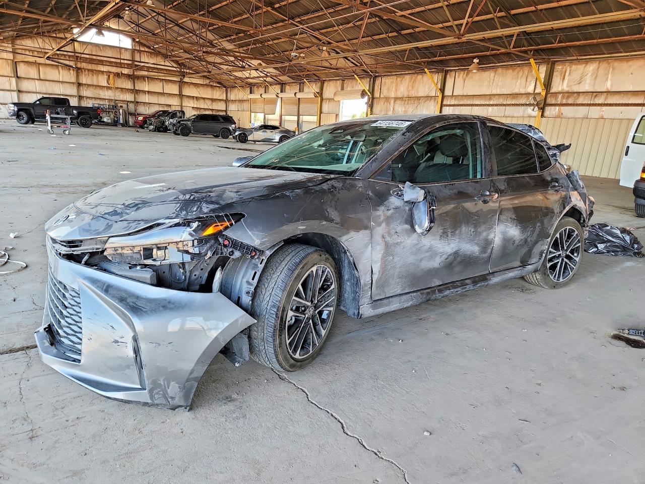 2026 TOYOTA CAMRY XLE