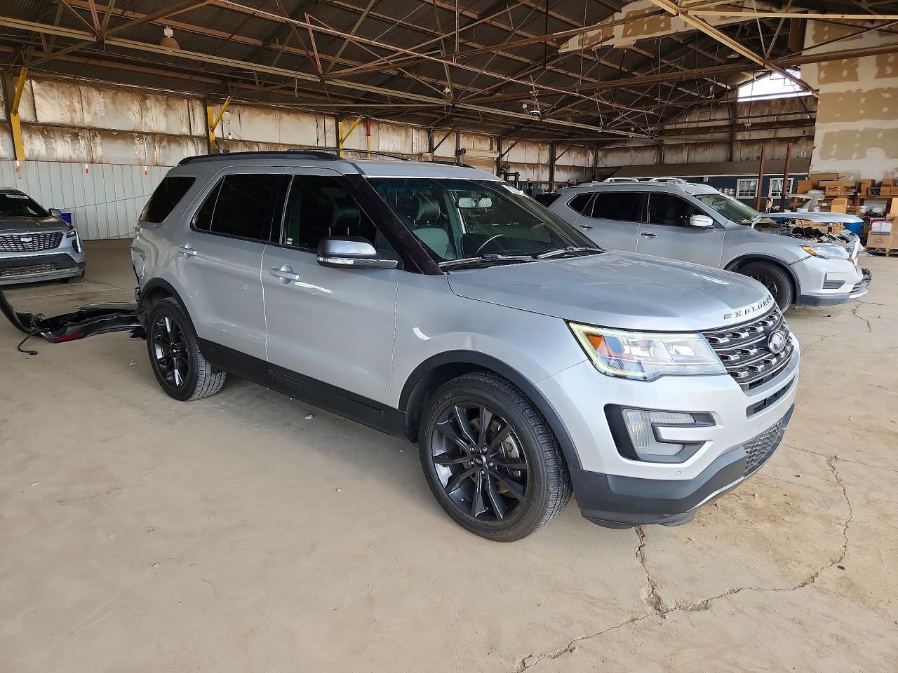 2017 FORD EXPLORER XLT — снимка 4
