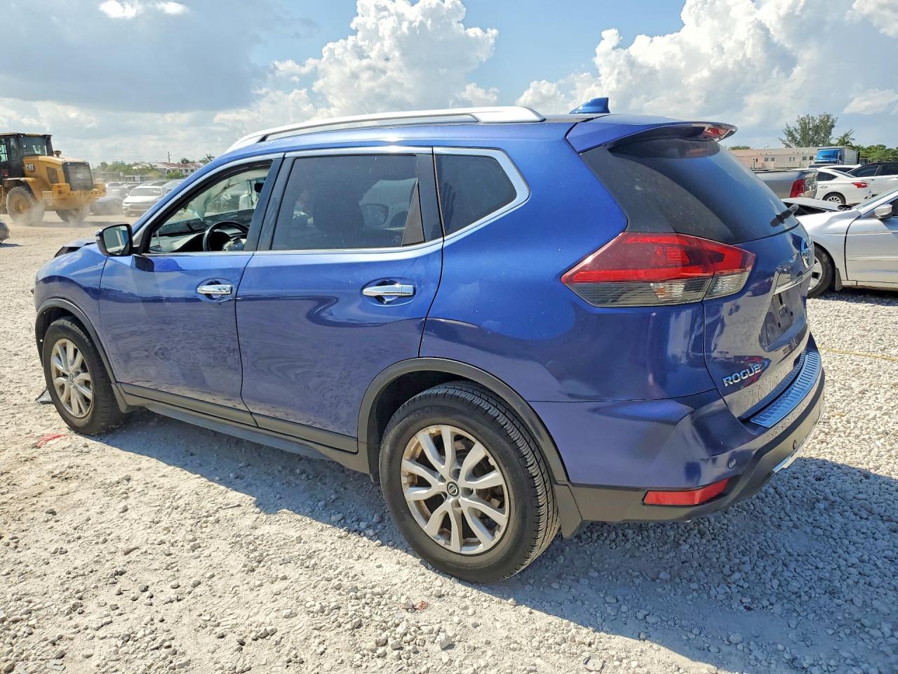 2019 NISSAN ROGUE SV — снимка 2