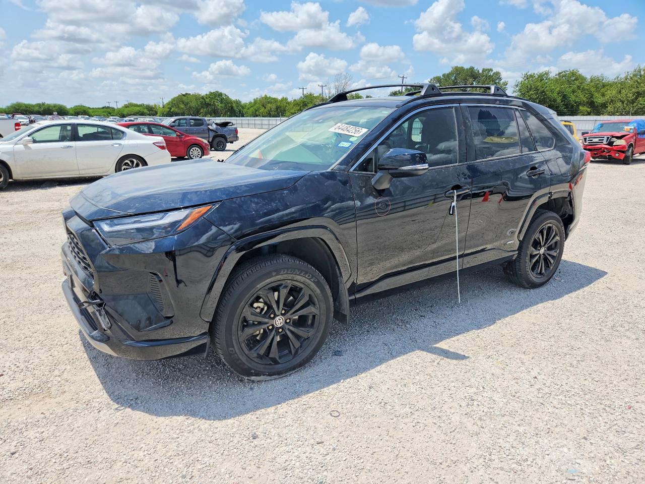2023 TOYOTA RAV4 SE