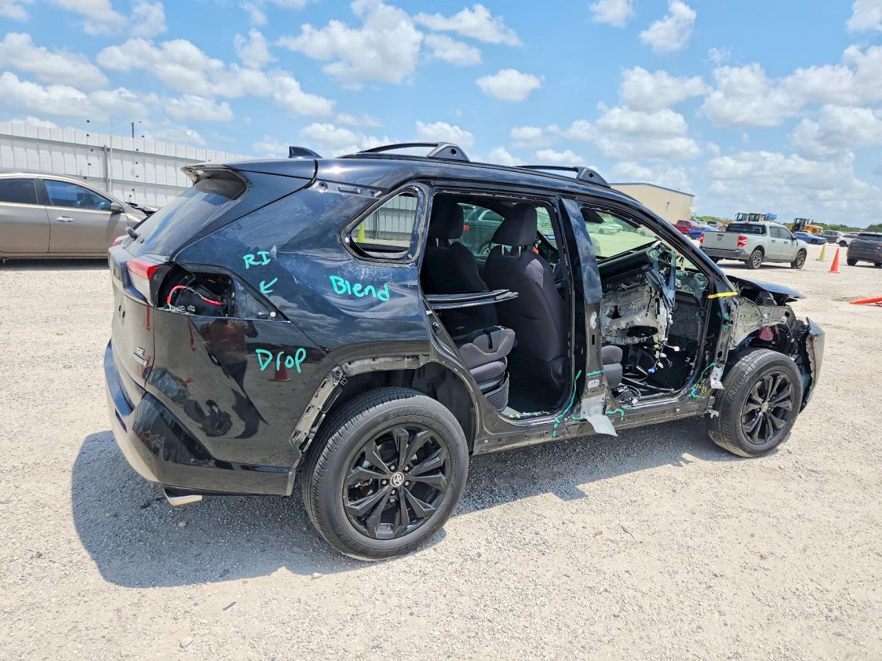 2023 TOYOTA RAV4 SE — снимка 3
