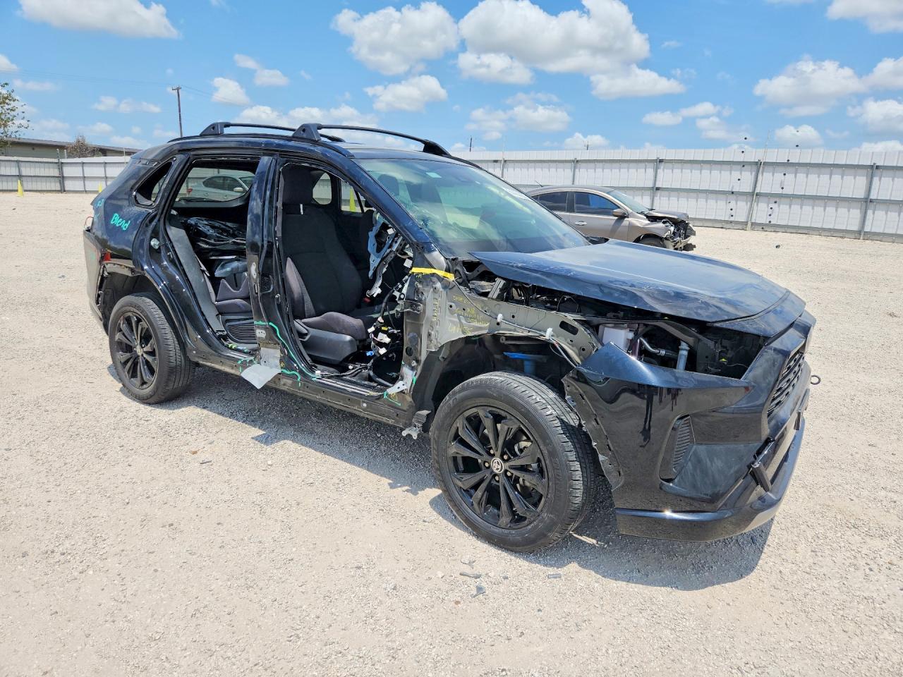2023 TOYOTA RAV4 SE — снимка 4