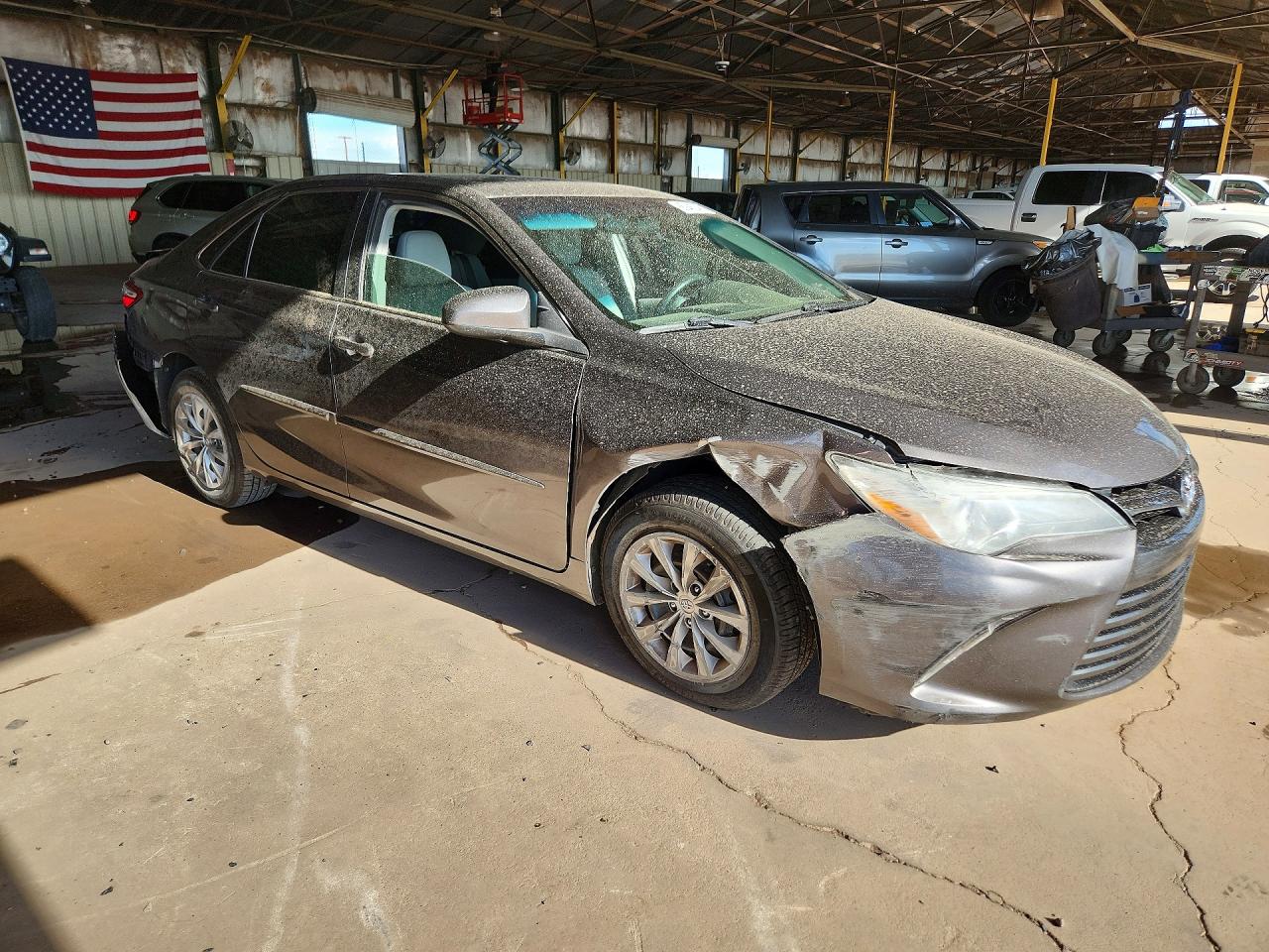 2017 TOYOTA CAMRY LE — снимка 4