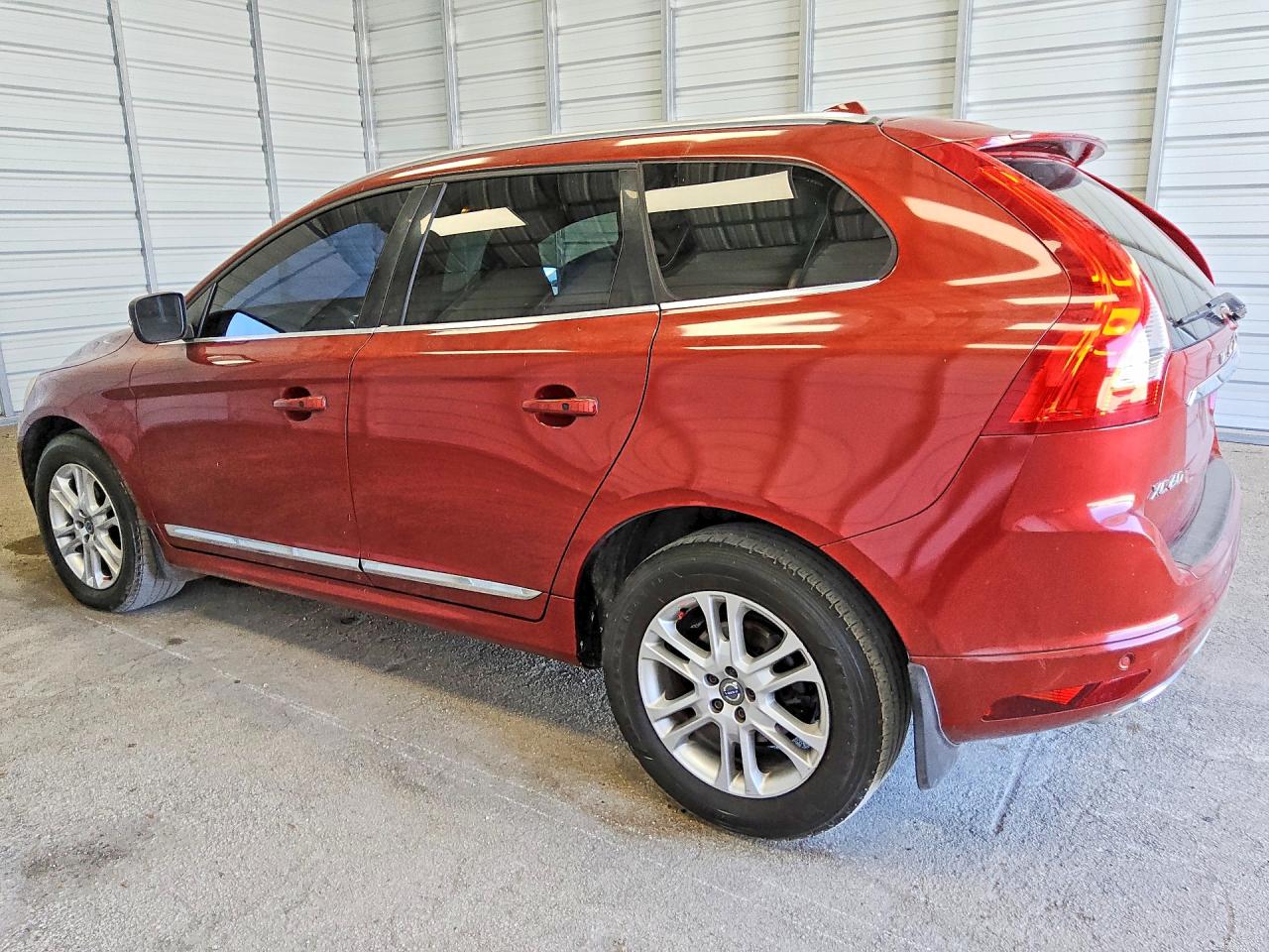 2016 VOLVO XC60 T5 PREMIER — снимка 2