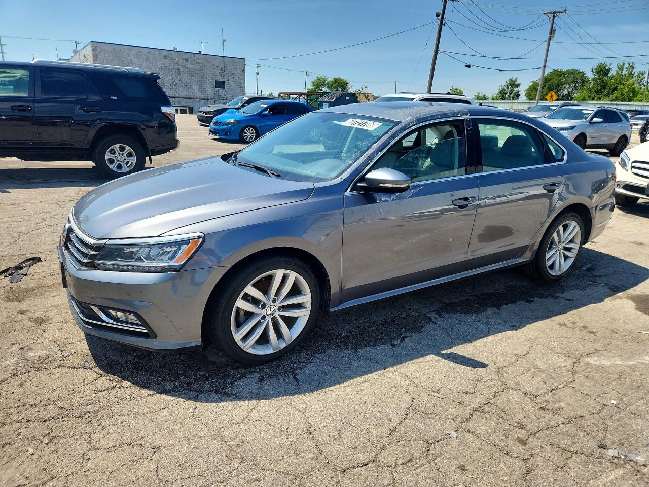 2018 VOLKSWAGEN PASSAT SE