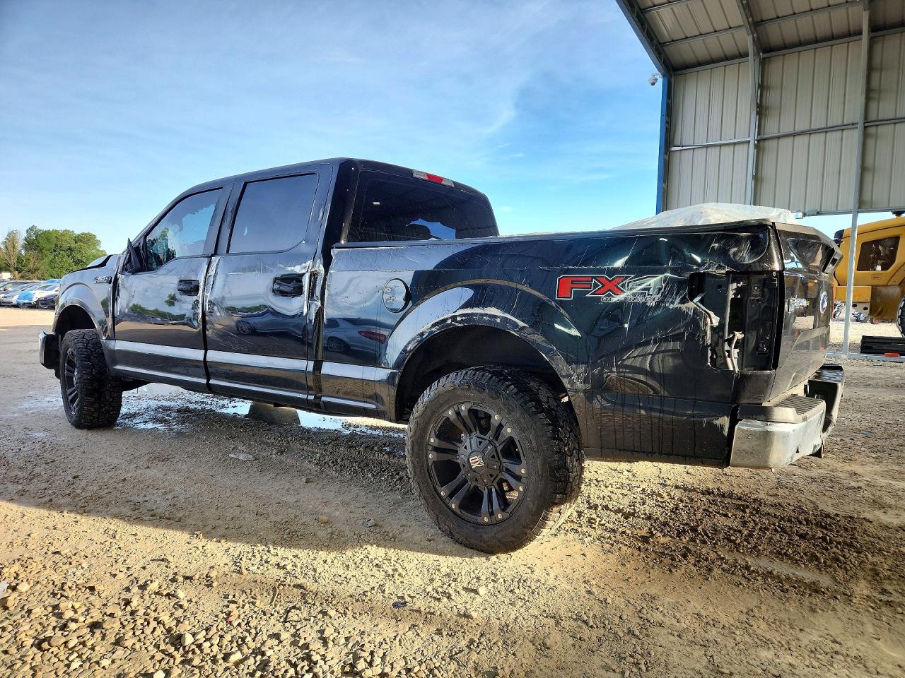 2015 FORD F150 SUPERCREW — снимка 2