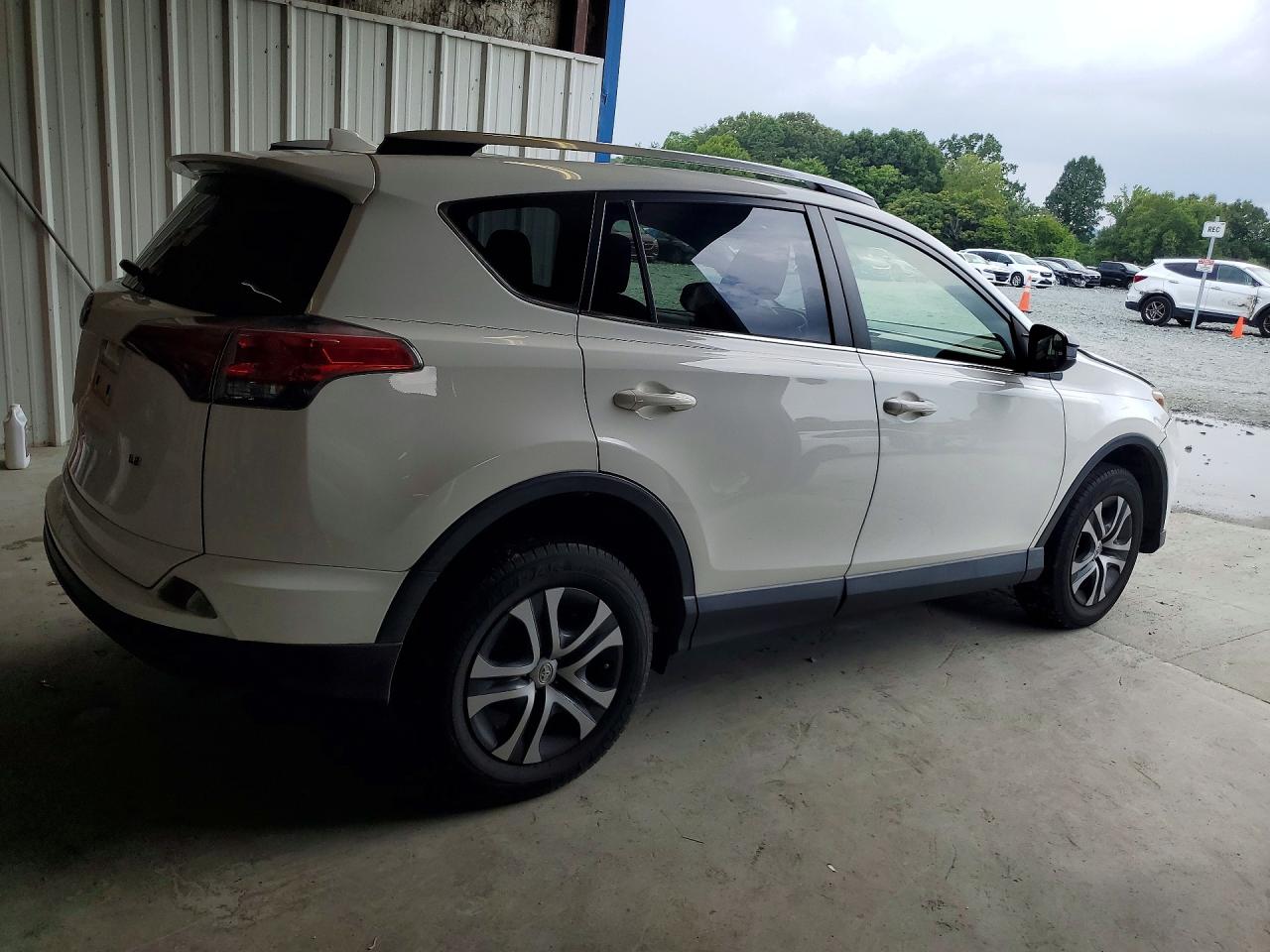2018 TOYOTA RAV4 LE — снимка 3