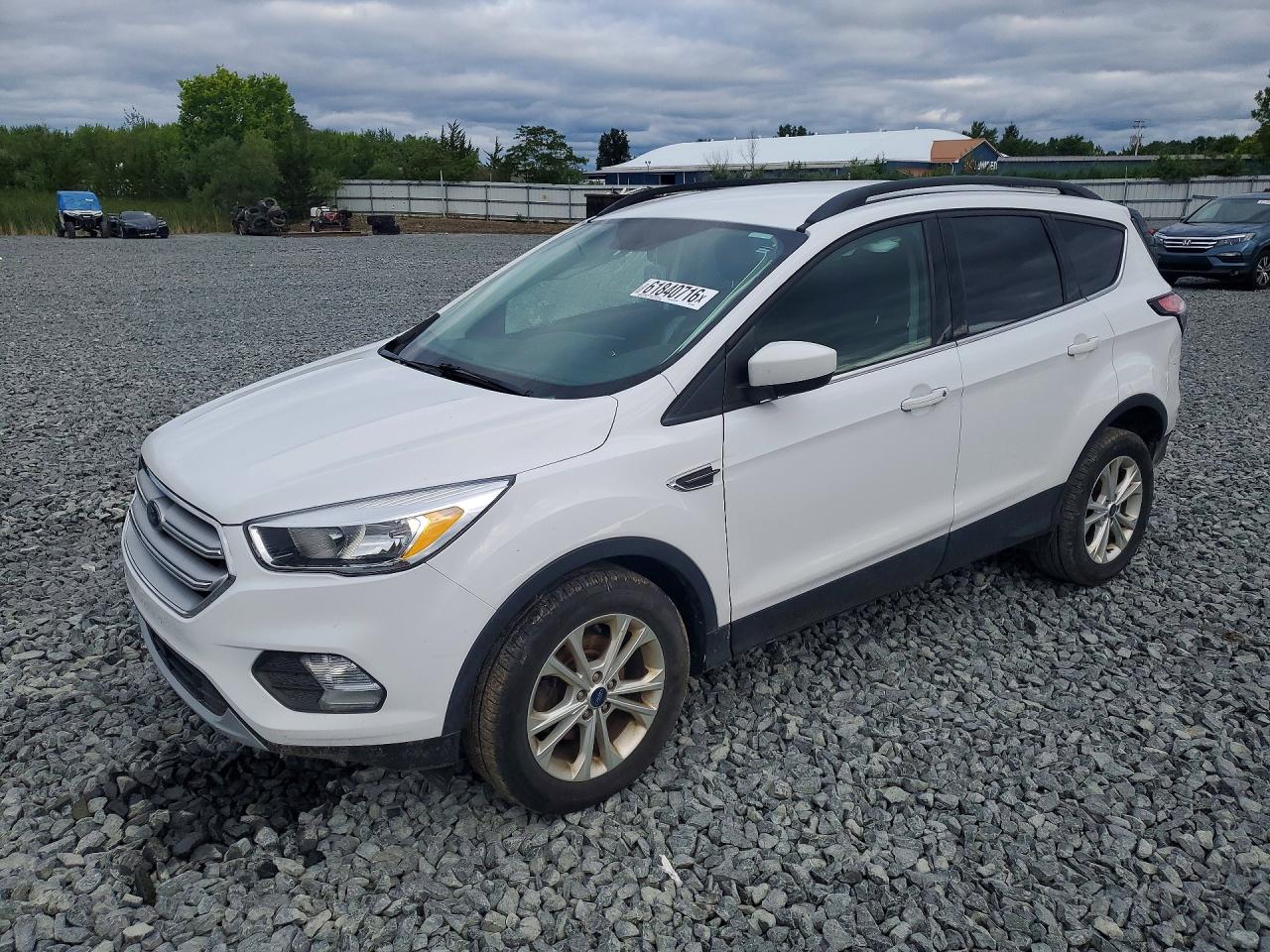 2018 FORD ESCAPE SE