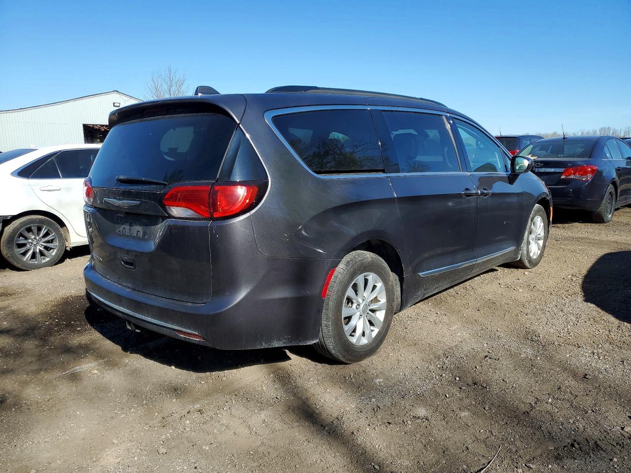 2017 CHRYSLER PACIFICA TOURING L — снимка 3