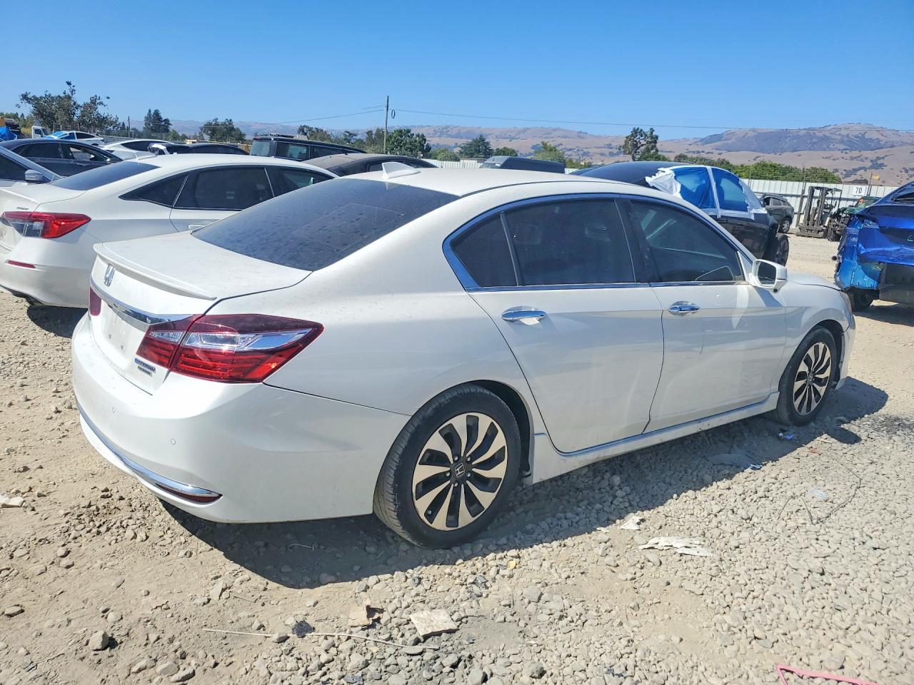 2017 HONDA ACCORD TOURING HYBRID — снимка 3