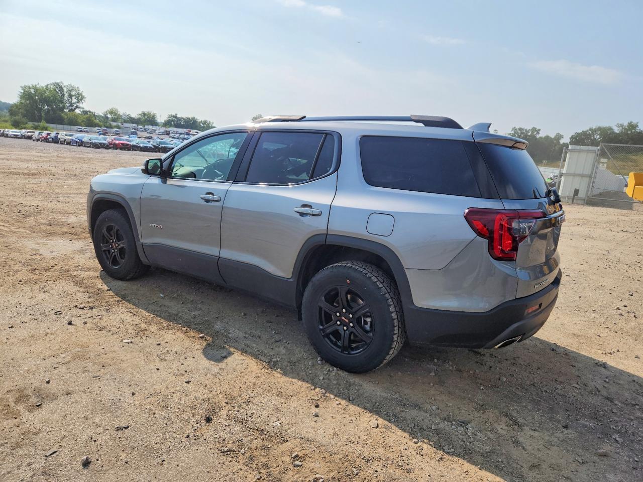 2023 GMC ACADIA AT4 — снимка 2