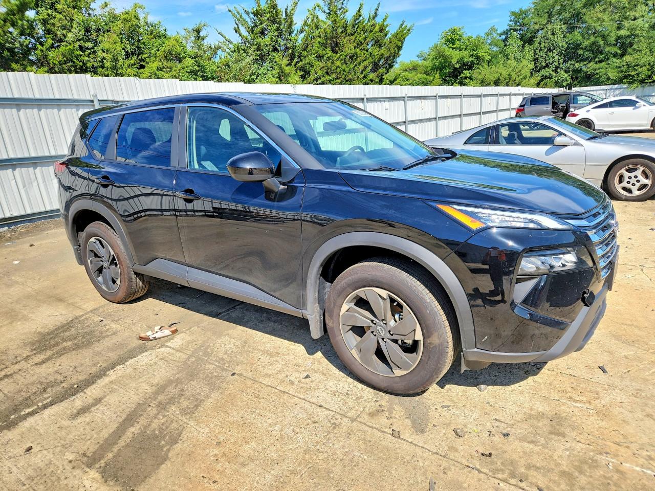 2026 NISSAN ROGUE SV — снимка 4