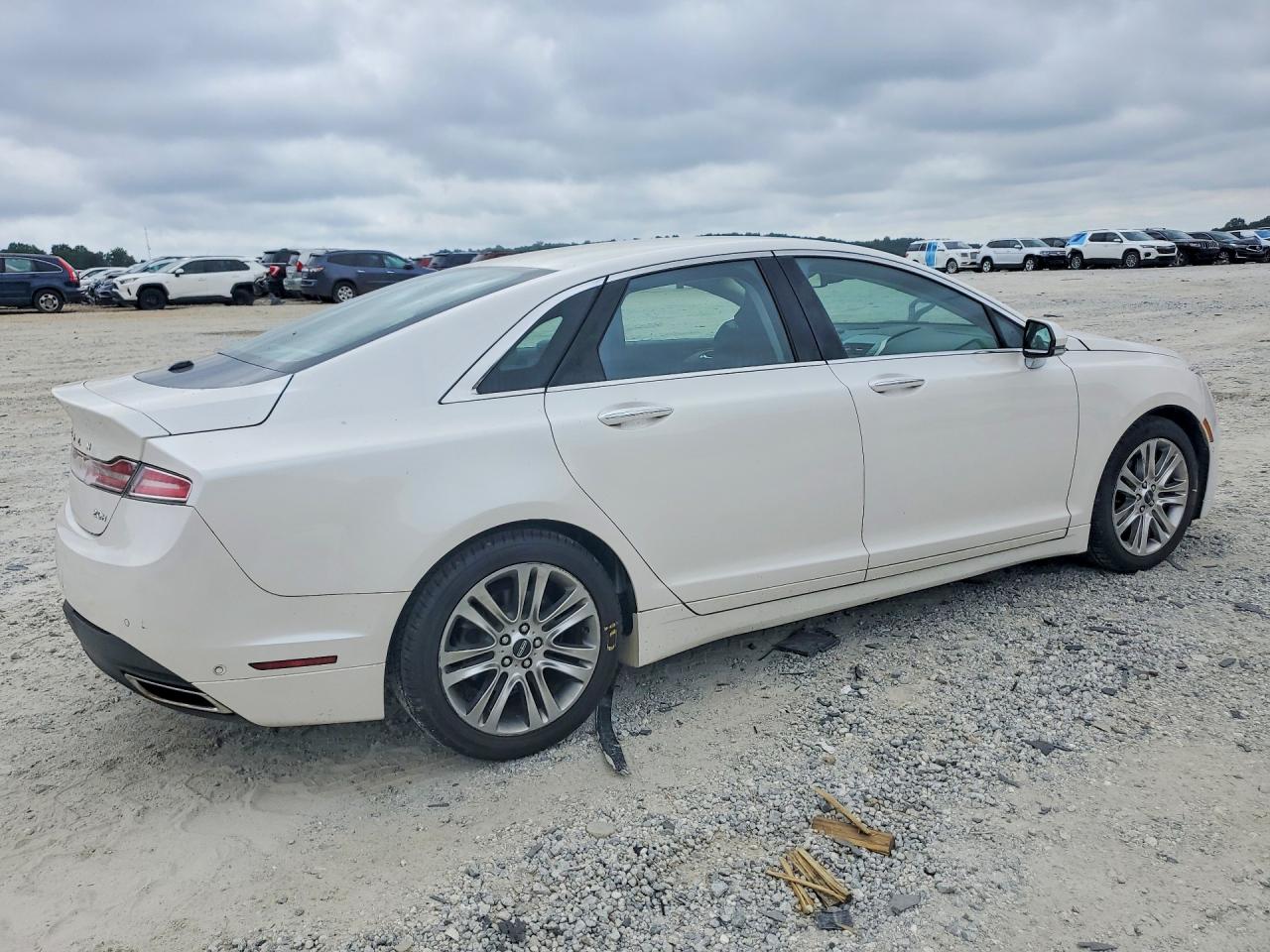 2013 LINCOLN MKZ HYBRID — снимка 3