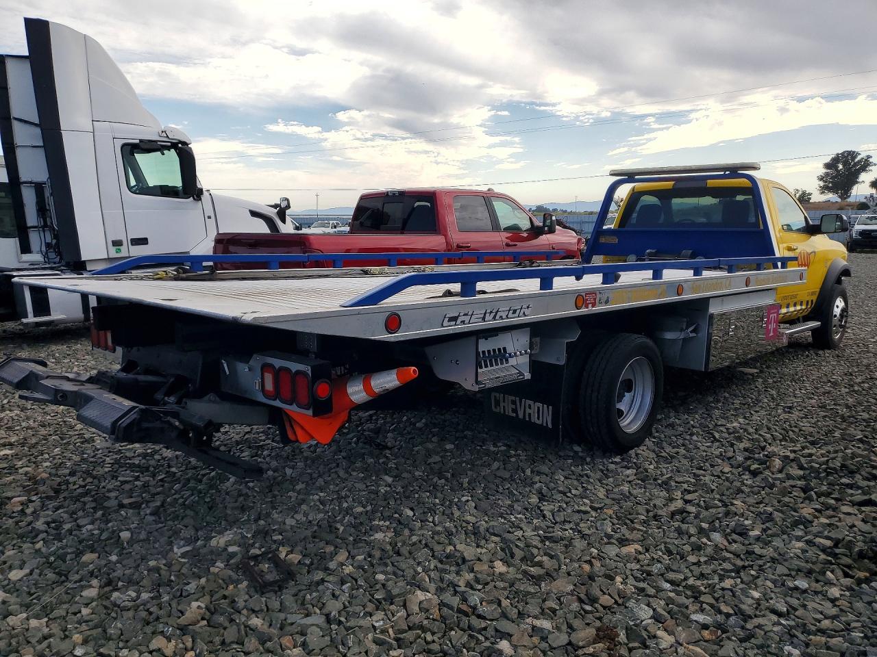 2019 RAM 5500 — снимка 3