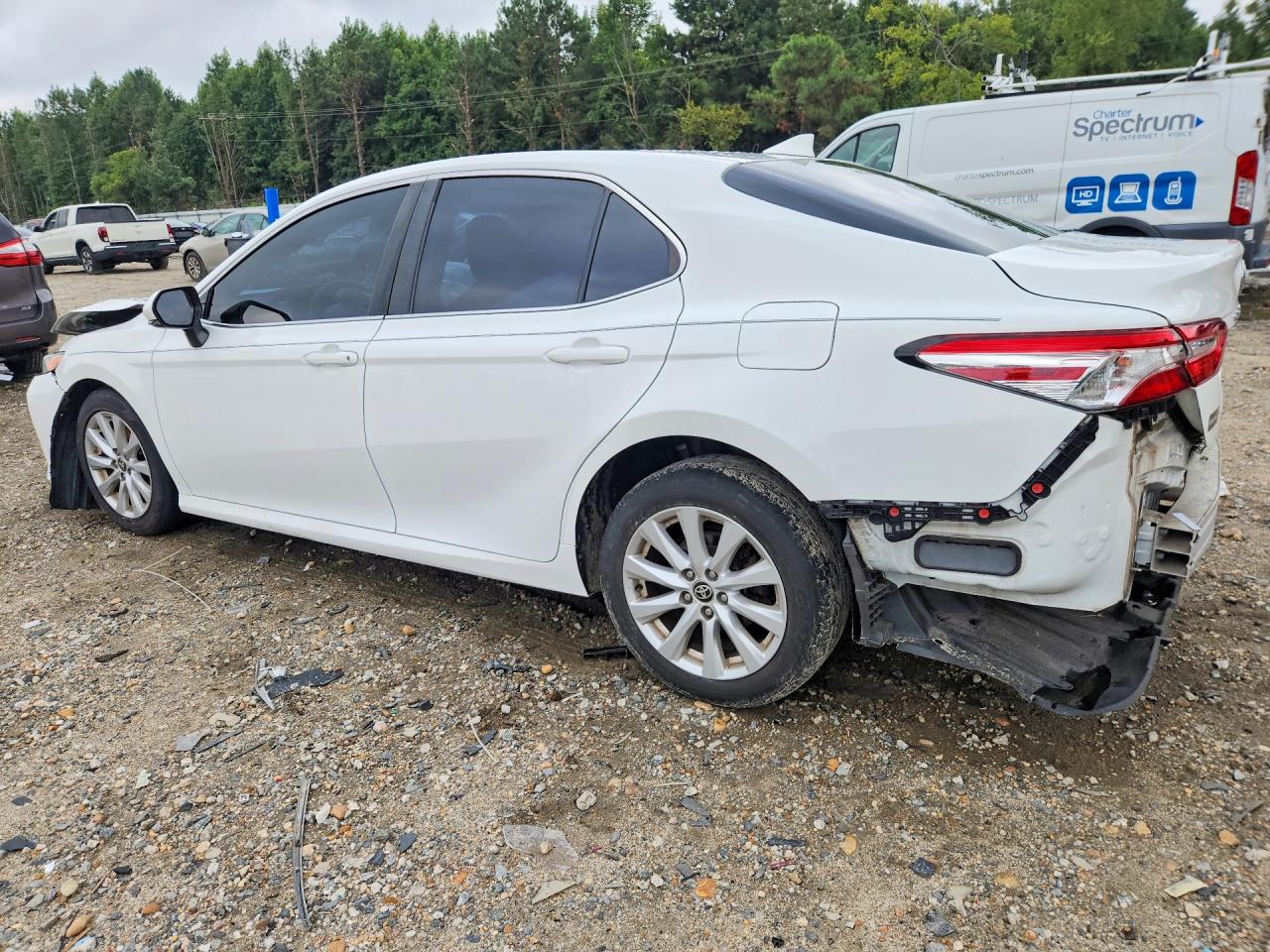 2020 TOYOTA CAMRY LE — снимка 2