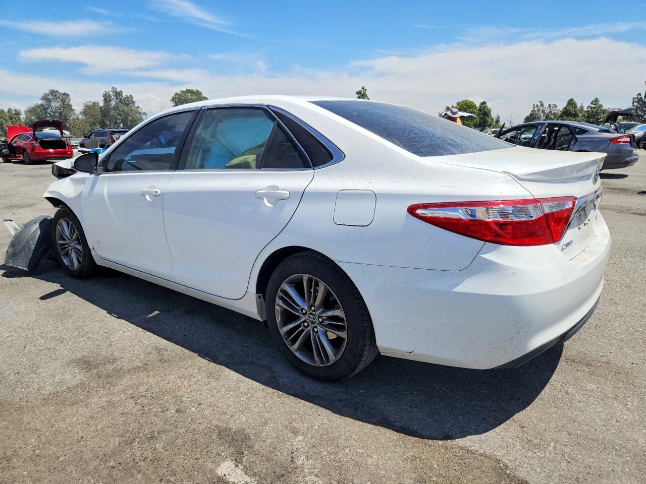 2017 TOYOTA CAMRY SE — снимка 2