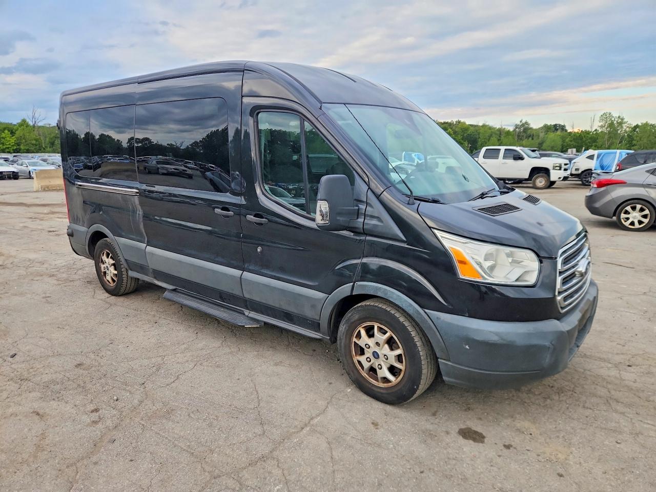 2015 FORD TRANSIT T-350 — снимка 4