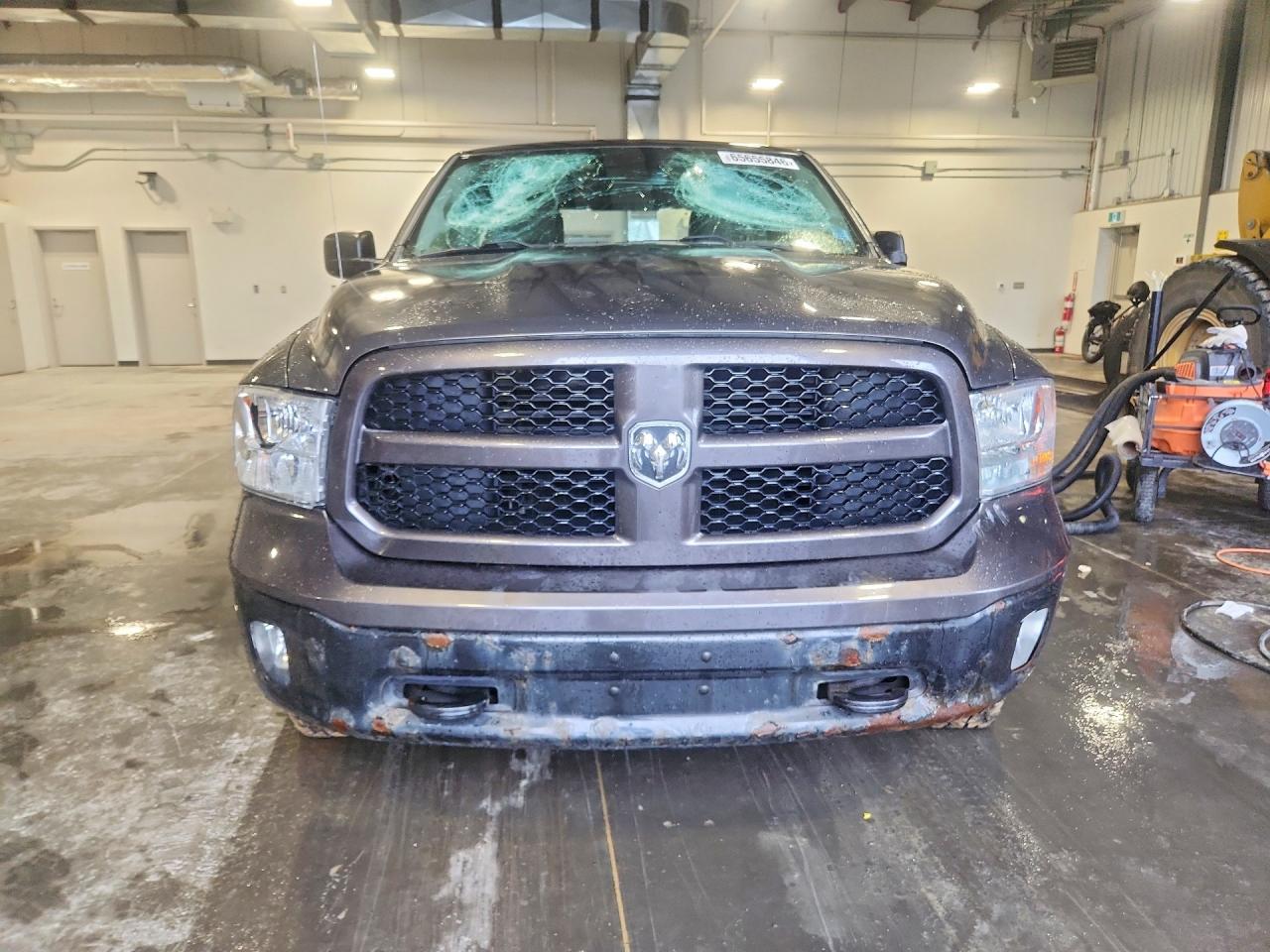 2016 RAM 1500 SLT — снимка 5