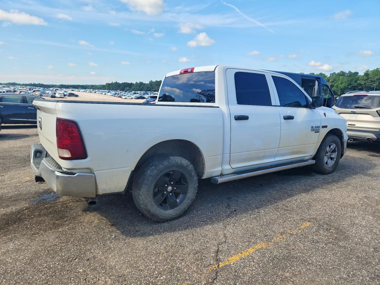 2019 RAM 1500 CLASSIC TRADESMAN — снимка 3