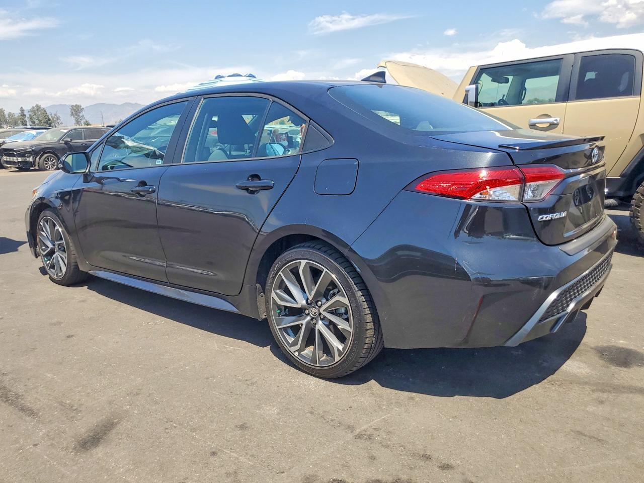 2021 TOYOTA COROLLA SE — снимка 2