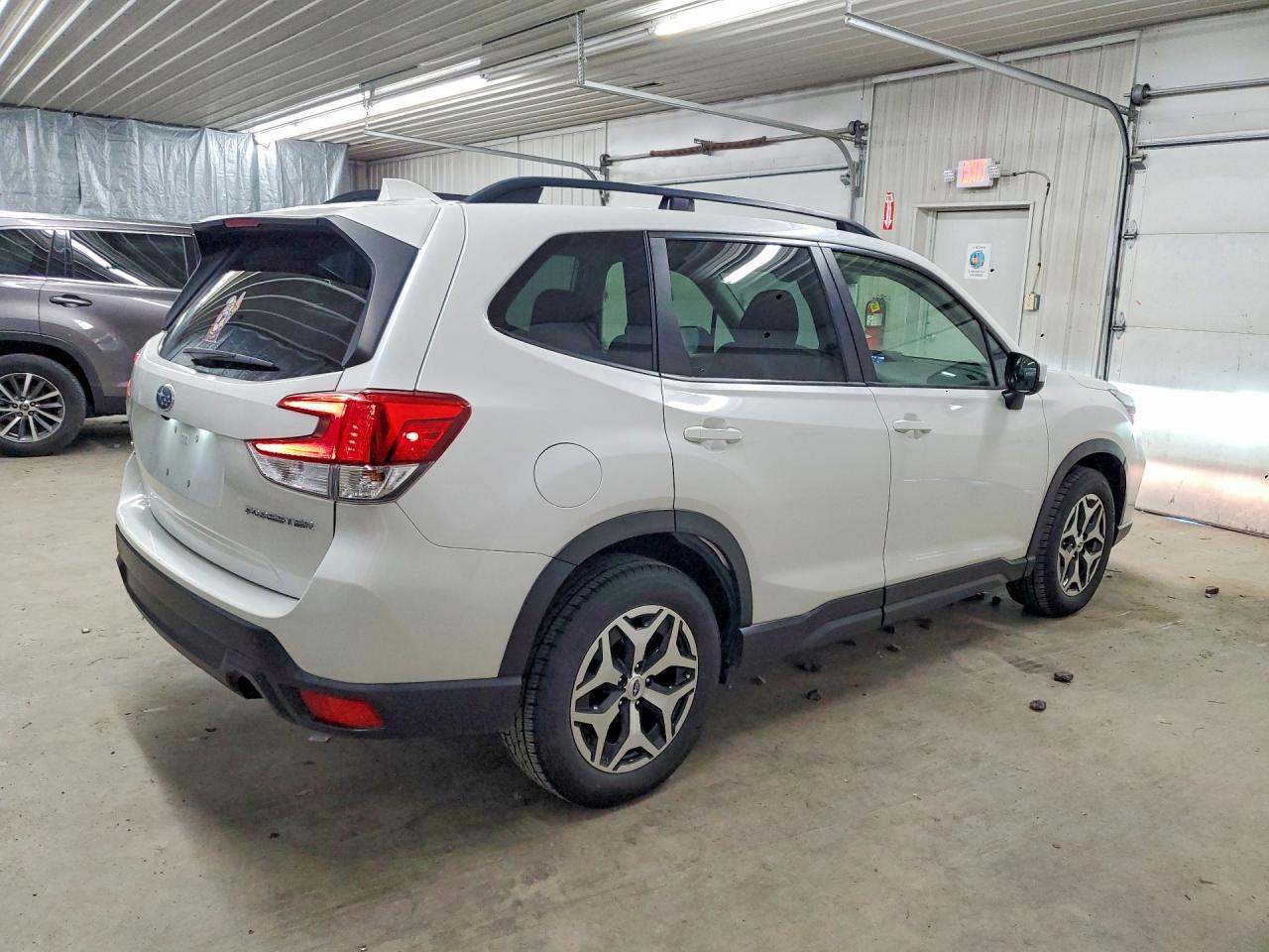 2021 SUBARU FORESTER PREMIUM — снимка 3