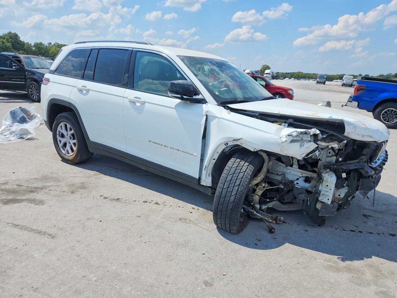 2022 JEEP GRAND CHEROKEE LIMITED — снимка 4