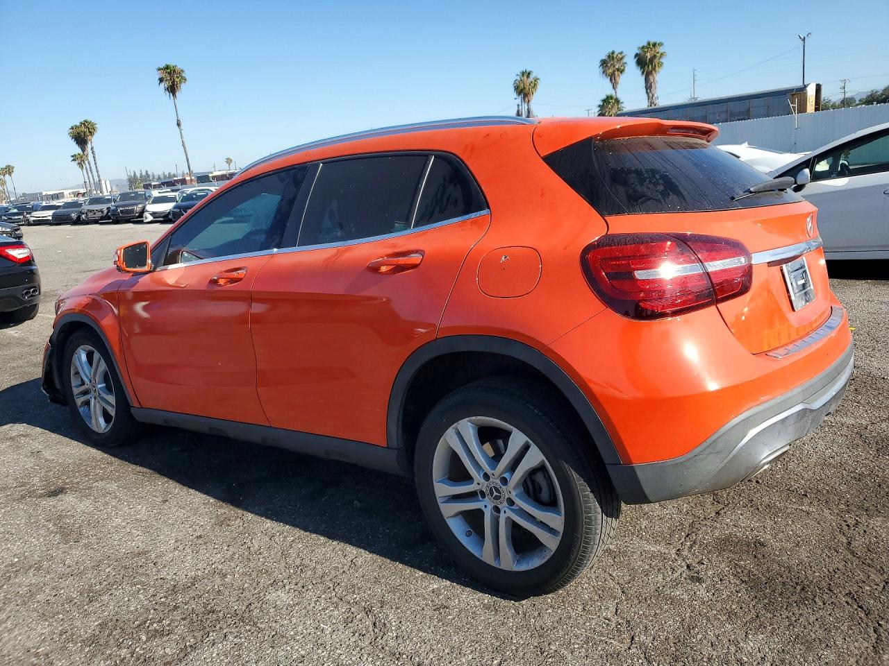 2020 MERCEDES-BENZ GLA 250 — снимка 2