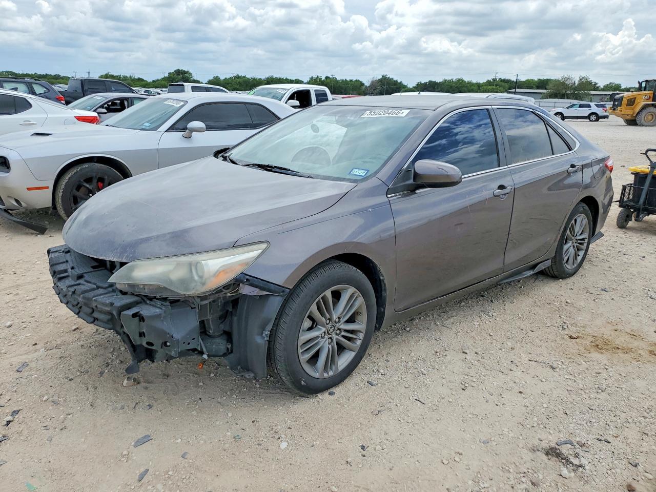 2015 TOYOTA CAMRY SE