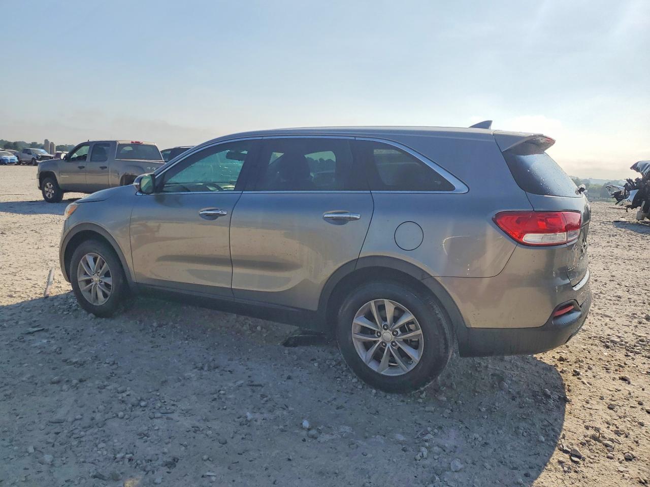2016 KIA SORENTO L — снимка 2