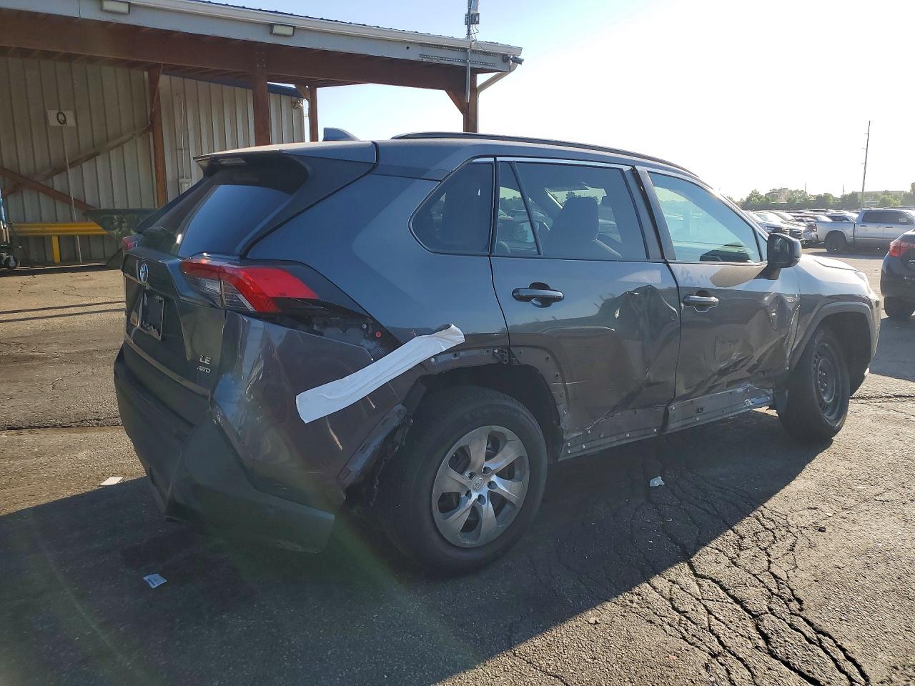 2019 TOYOTA RAV4 LE — снимка 3