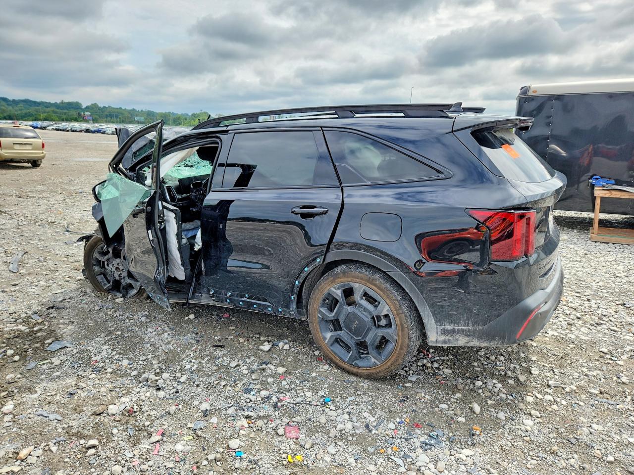 2025 KIA SORENTO X-LINE SX PRESTIGE — снимка 2
