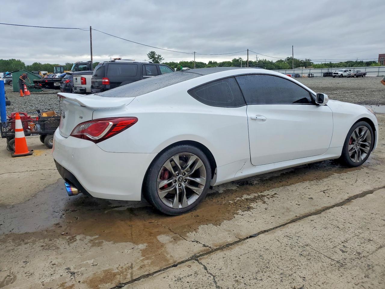 2015 HYUNDAI GENESIS COUPE 3.8 ULTIMATE — снимка 3