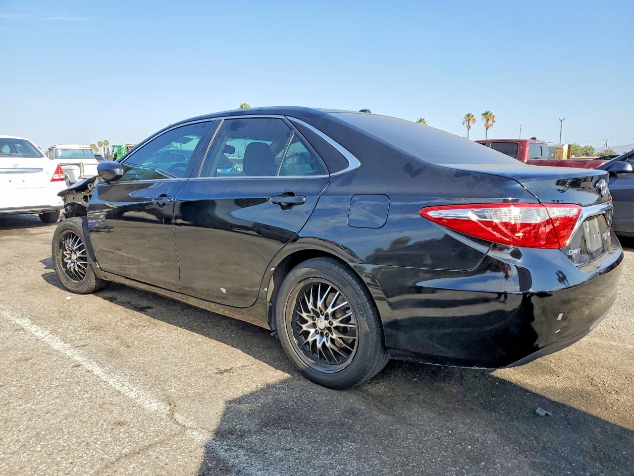 2016 TOYOTA CAMRY HYBRID XLE — снимка 2