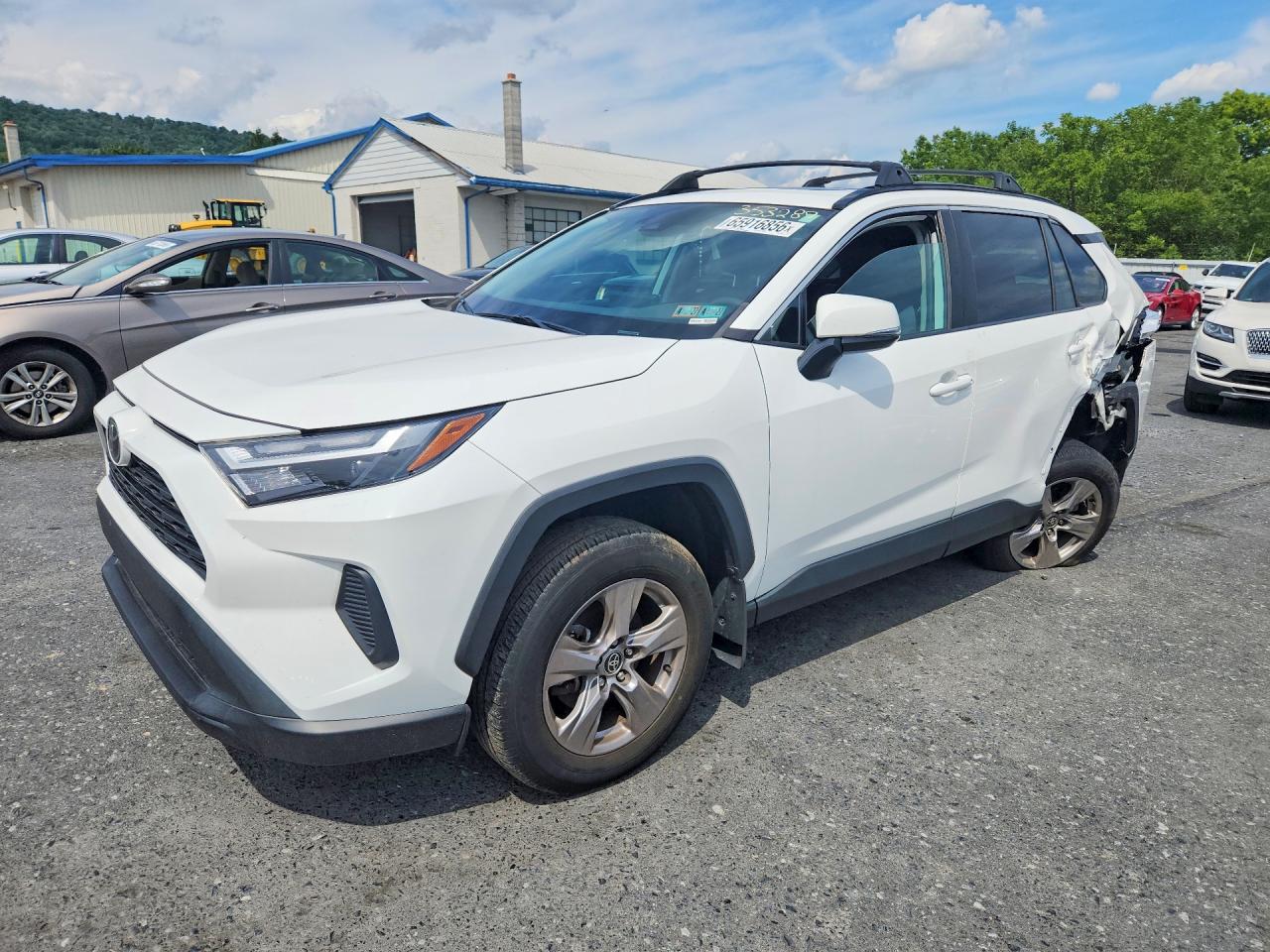 2023 TOYOTA RAV4 XLE